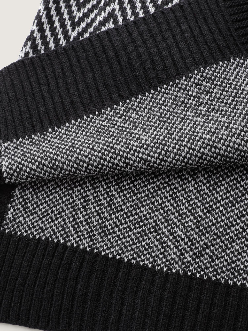Geometric Pattern Pockets Open-Front Knit Cardigan