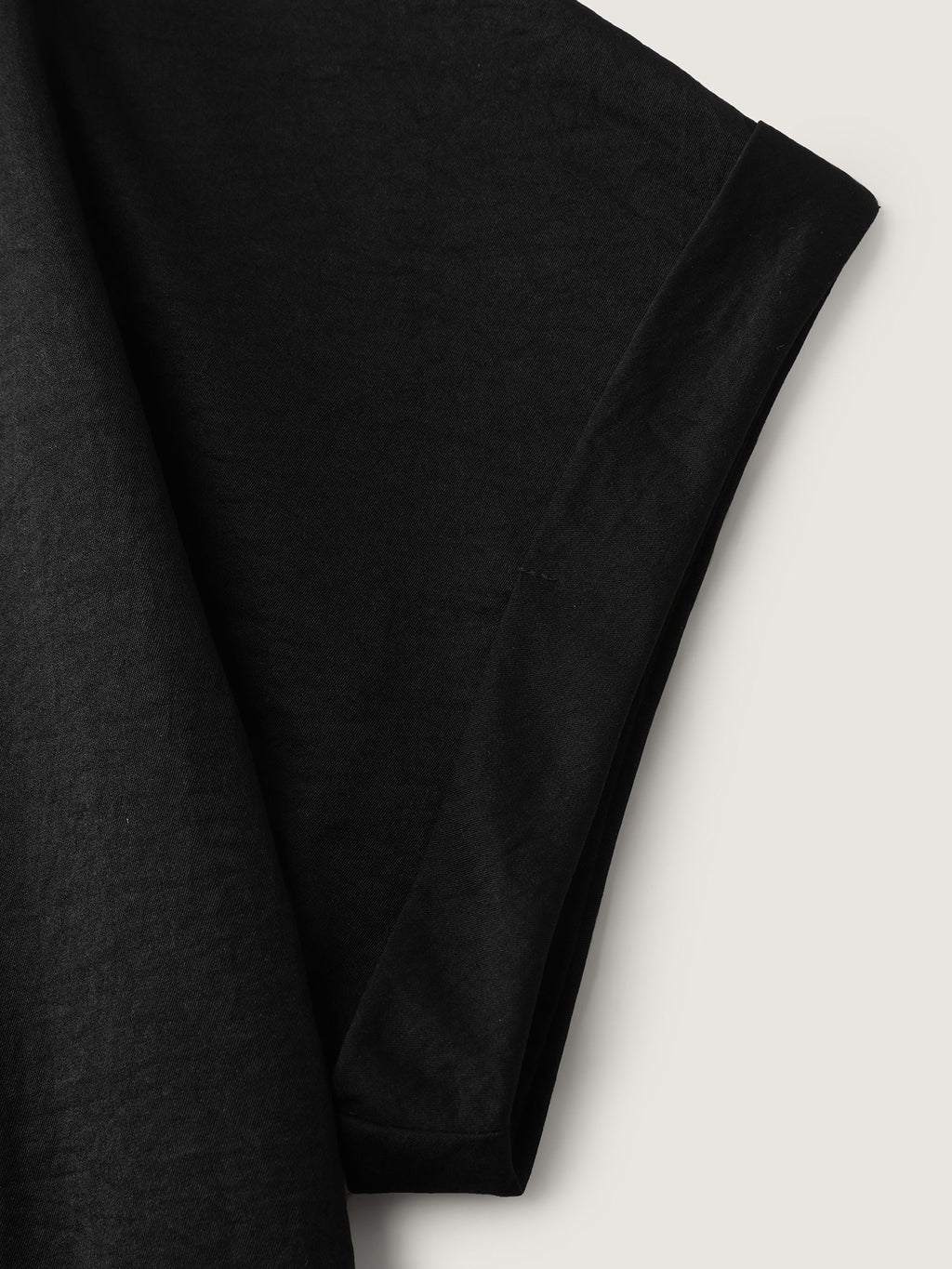 Breathable Feel Textured Blouse