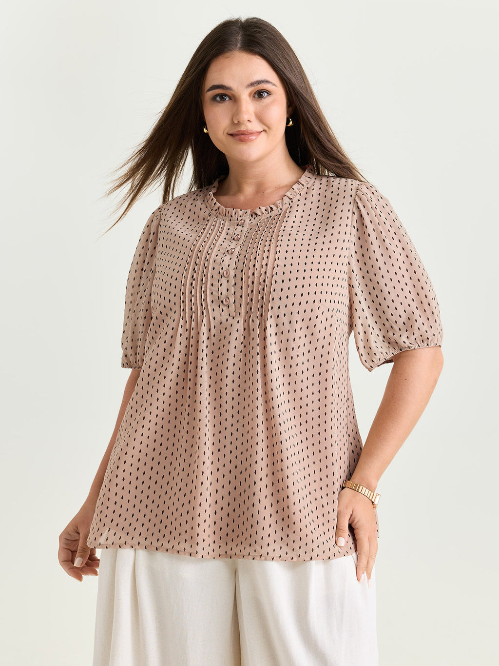Geometric Print Pleated Ruffled Neck Blouse