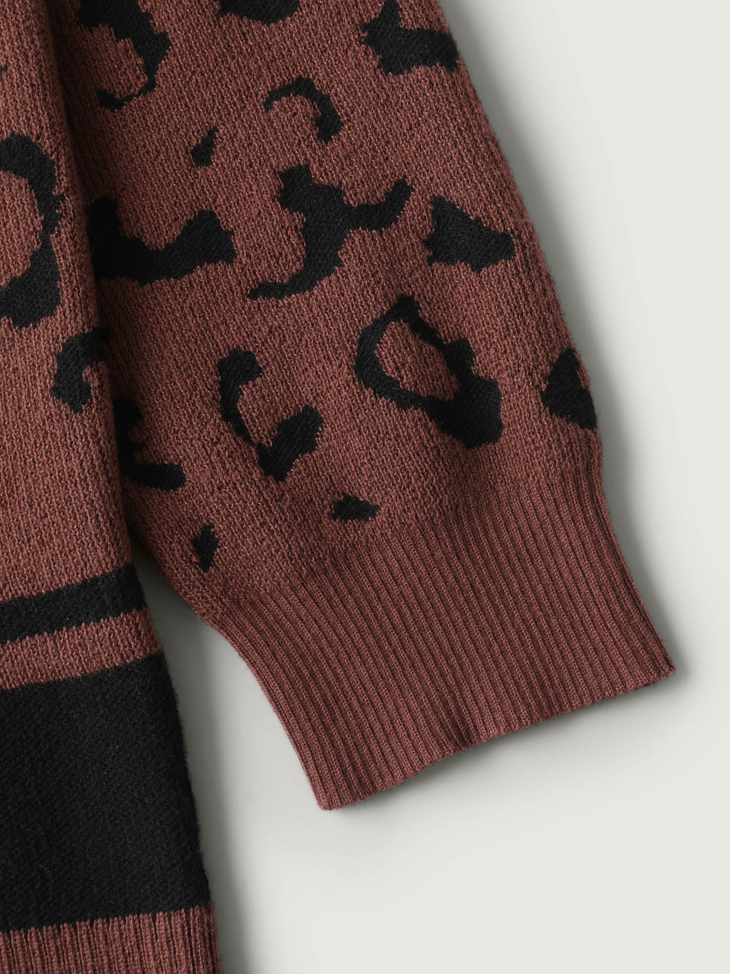 Leopard Print Patch Pockets Front-Open Cardigan