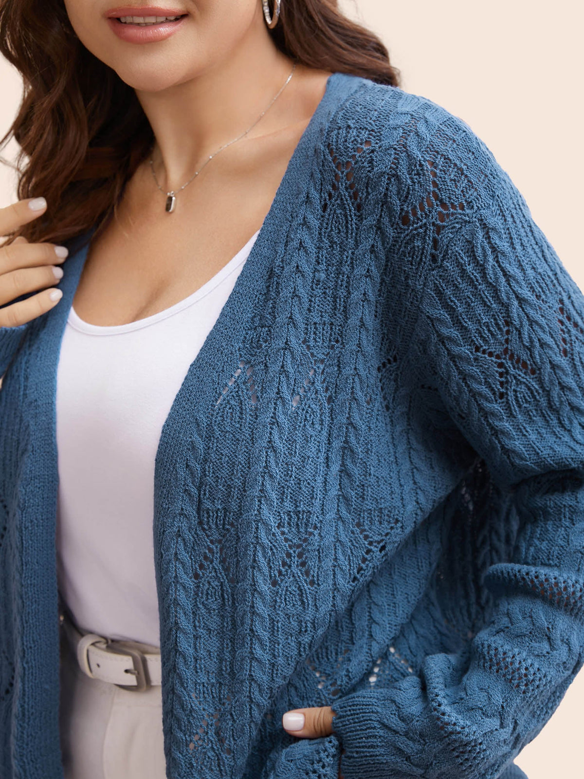 Solid Scalloped Trim Cable Knit Cardigan