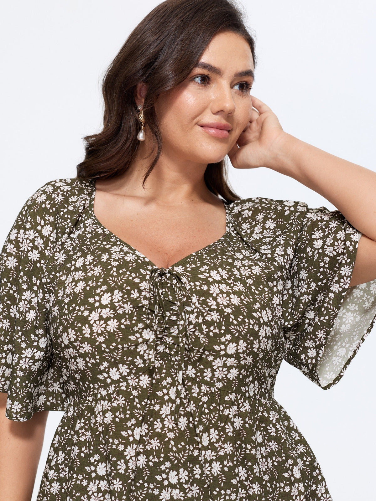 Bust-Comfort Floral Print Tie Blouse