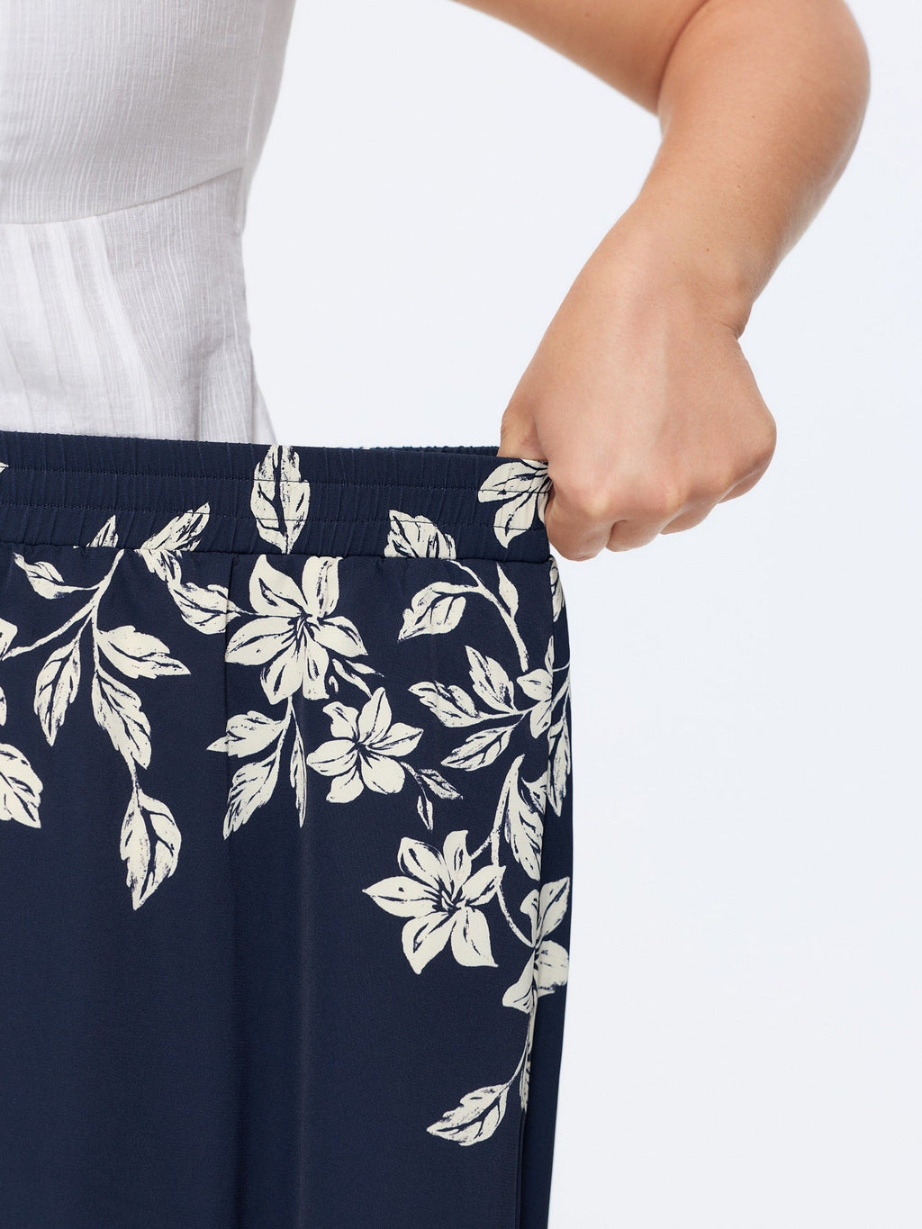 Floral Print Elastic Waist Pocket Midi Skirt