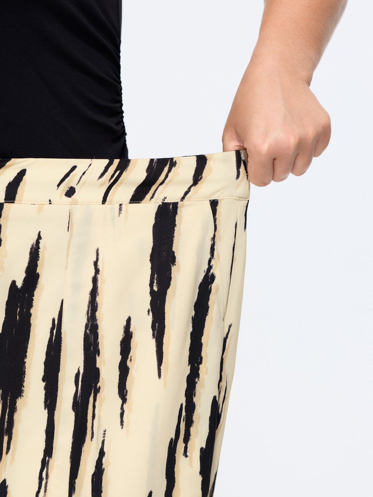 Abstract Print Side Slit Wide Leg Pants