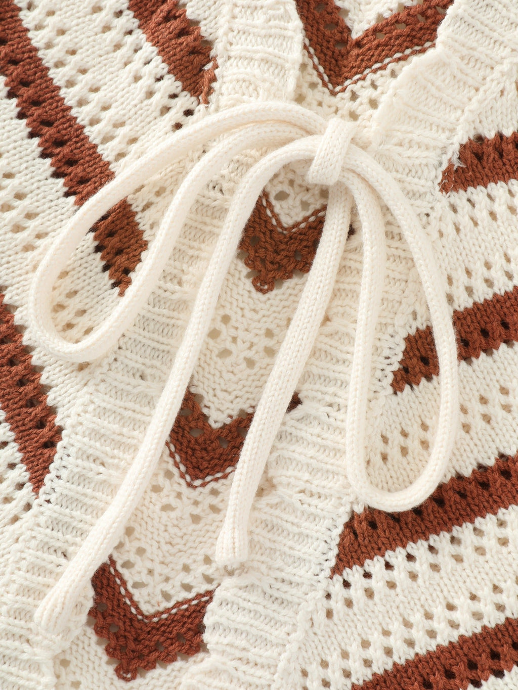 Scallop Edge Chevron Knit Front Tie Sweater Vest