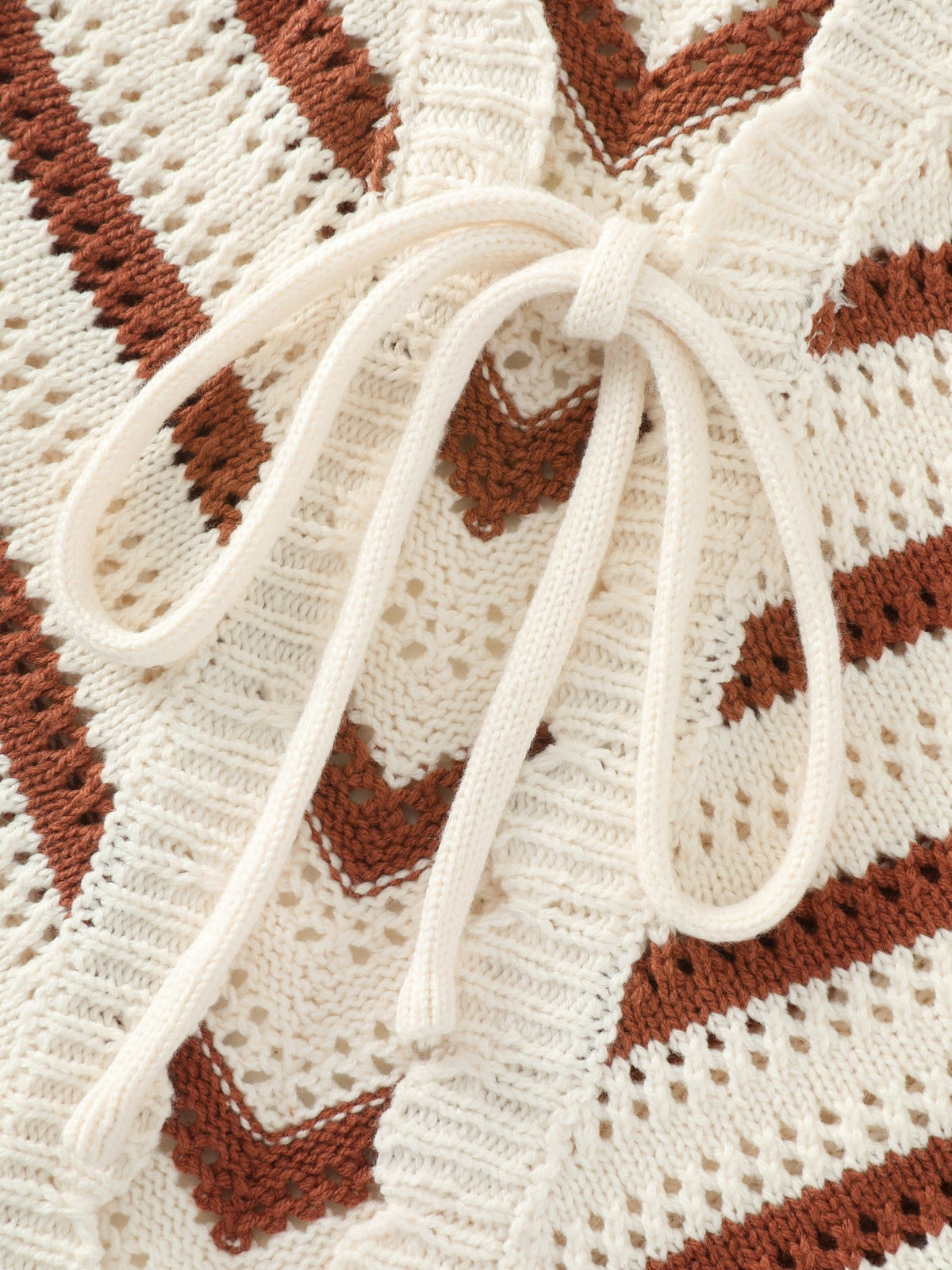 Scallop Edge Chevron Knit Front Tie Sweater Vest