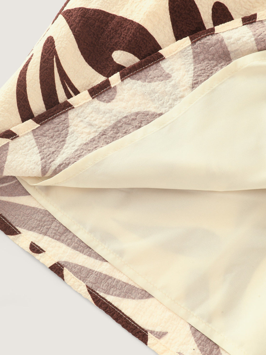 Abstract Print Elastic Waist Shorts