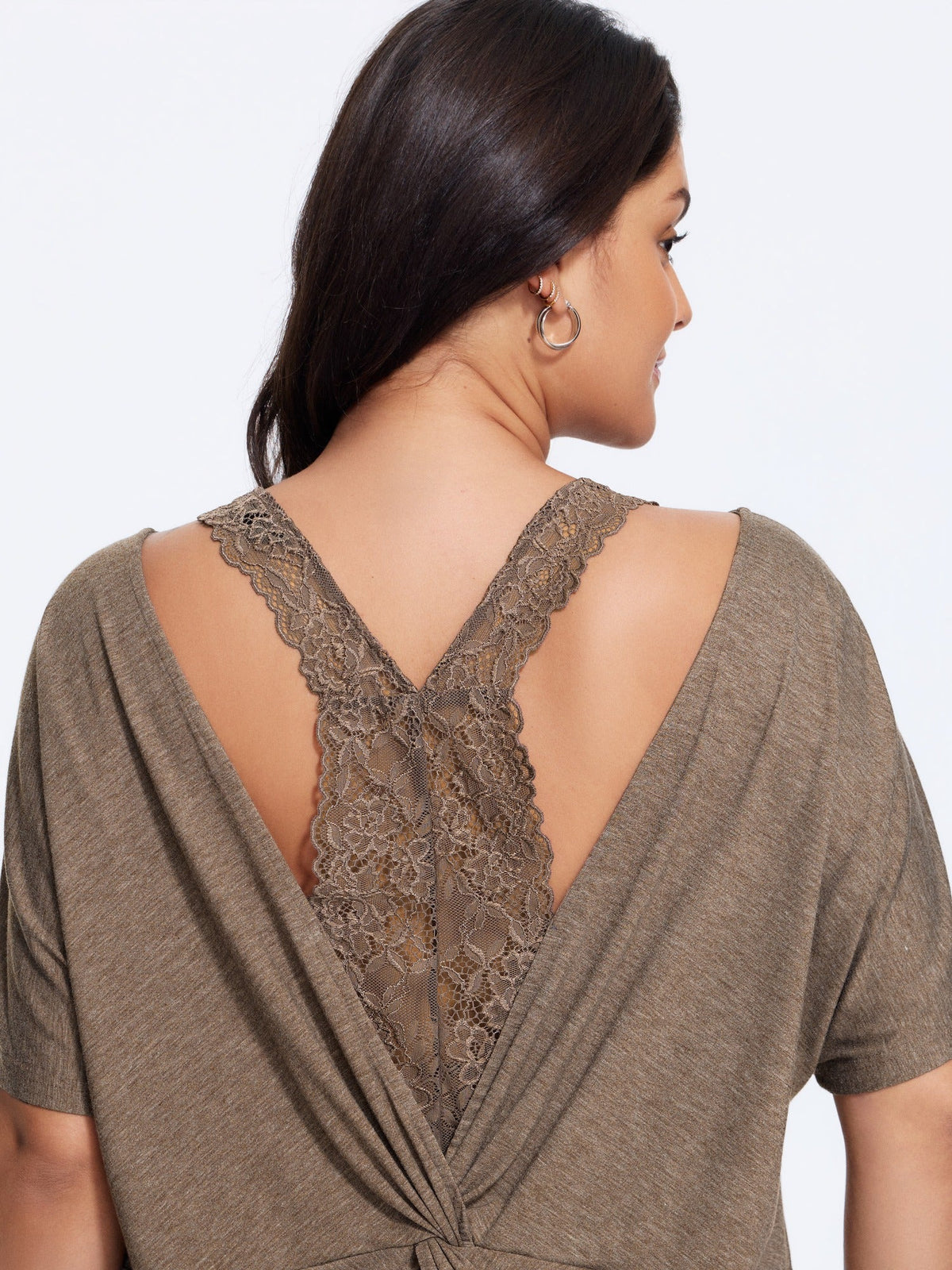 Supersoft V-Back Twist Lace Top