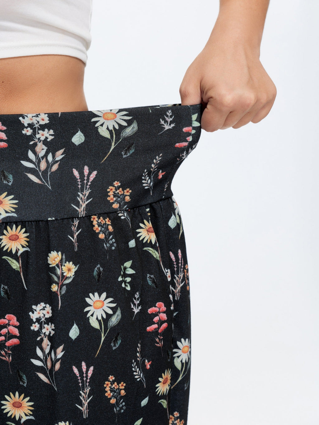 Stretchy Floral Print Drawstring Cuff Pants