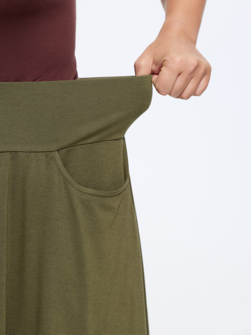 Stretchy Solid Pocket Drape Wide Leg Pants