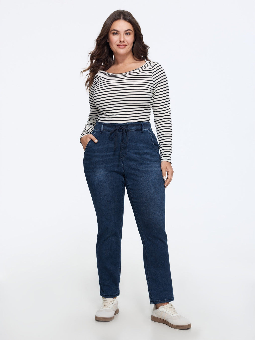 Pull-On High-Rise Straight-Leg Cropped Jeans