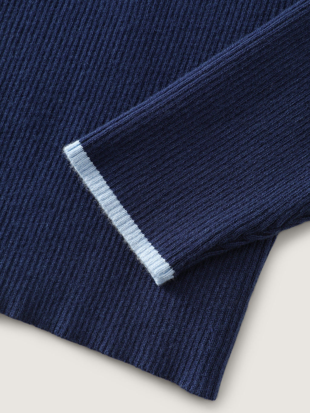 Peter Pan Collar Contrast Trim Pullover