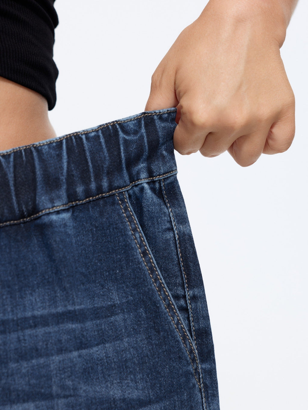 Stretchy Elastic Waist Cargo Pocket Jogger Jeans