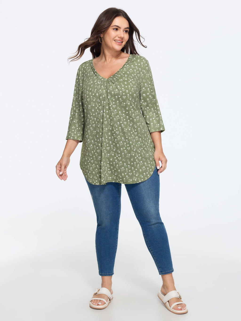 Supersoft Ditsy Floral Print Curved Hem Top