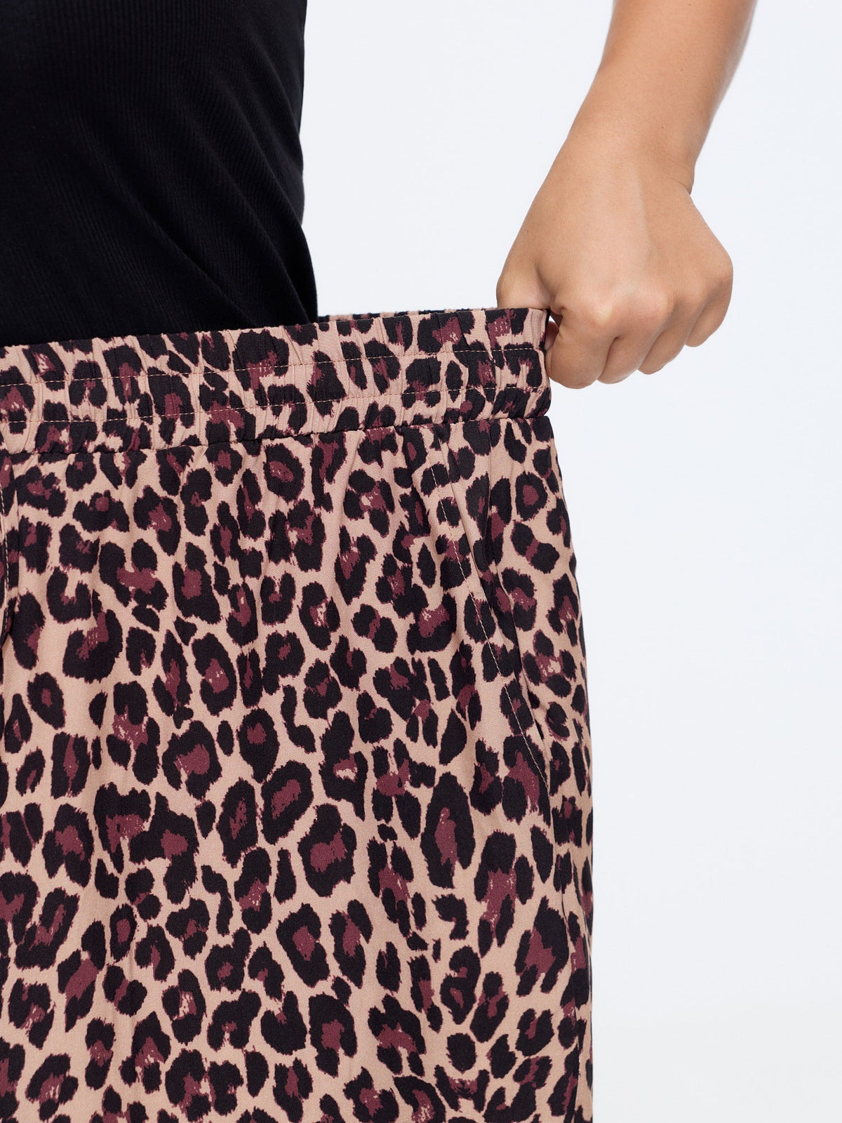Leopard Print Elastic Waist Wide Leg Pants