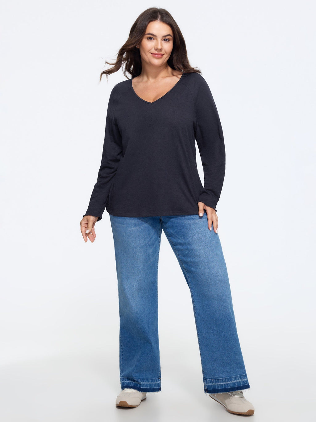 Textured V‑Neck Raglan Long Sleeve Basic T-Shirt