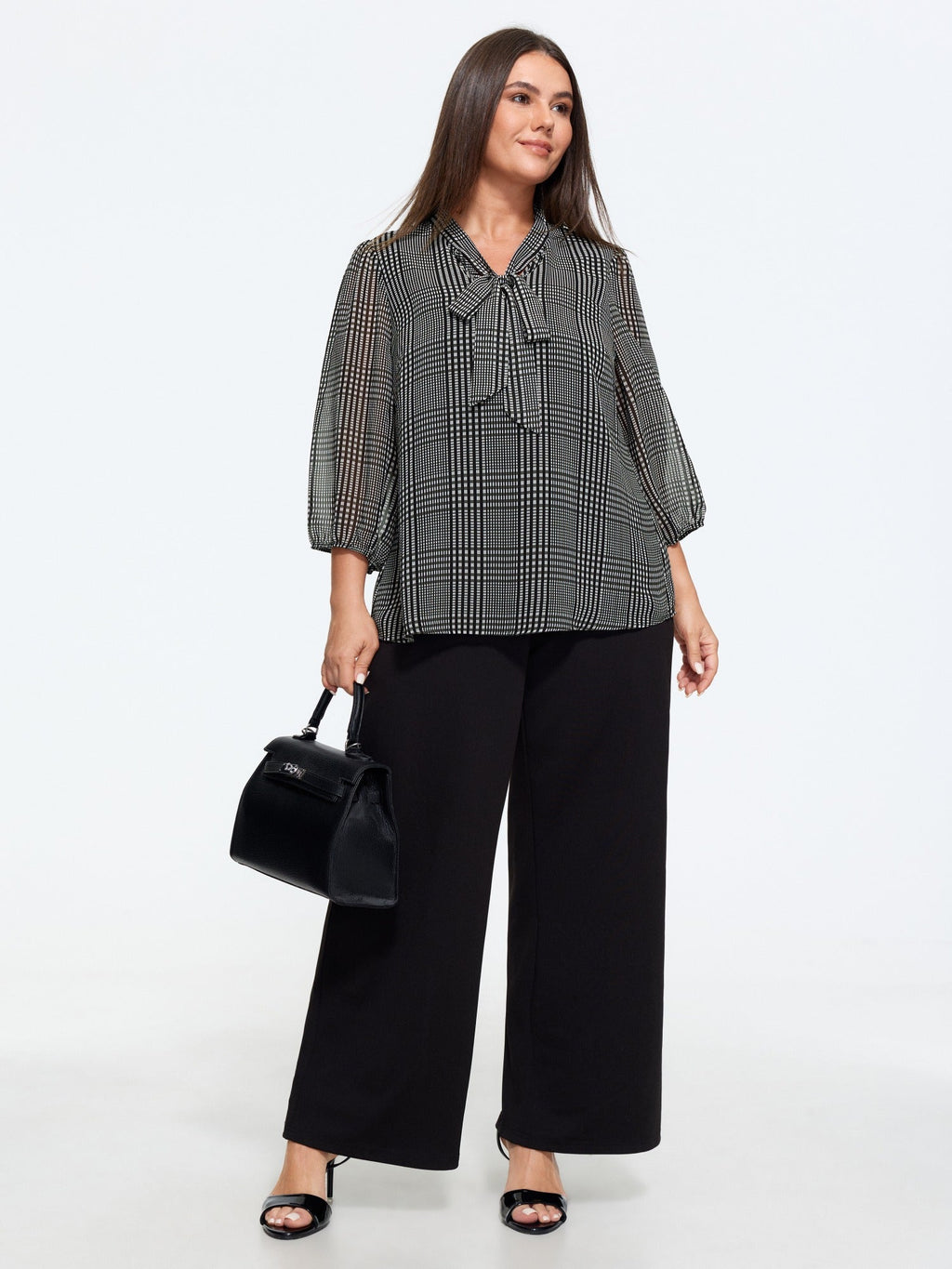 Plaid V‑Neck Bow Tie Front Blouse