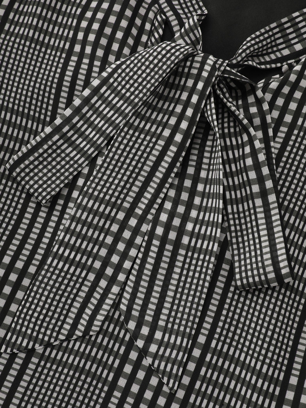 Plaid V‑Neck Bow Tie Front Blouse
