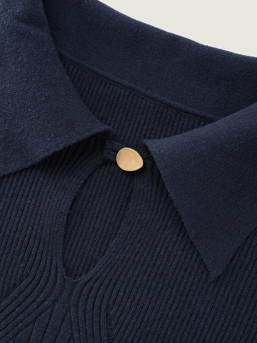 Polo Collar Keyhole Button Pullover