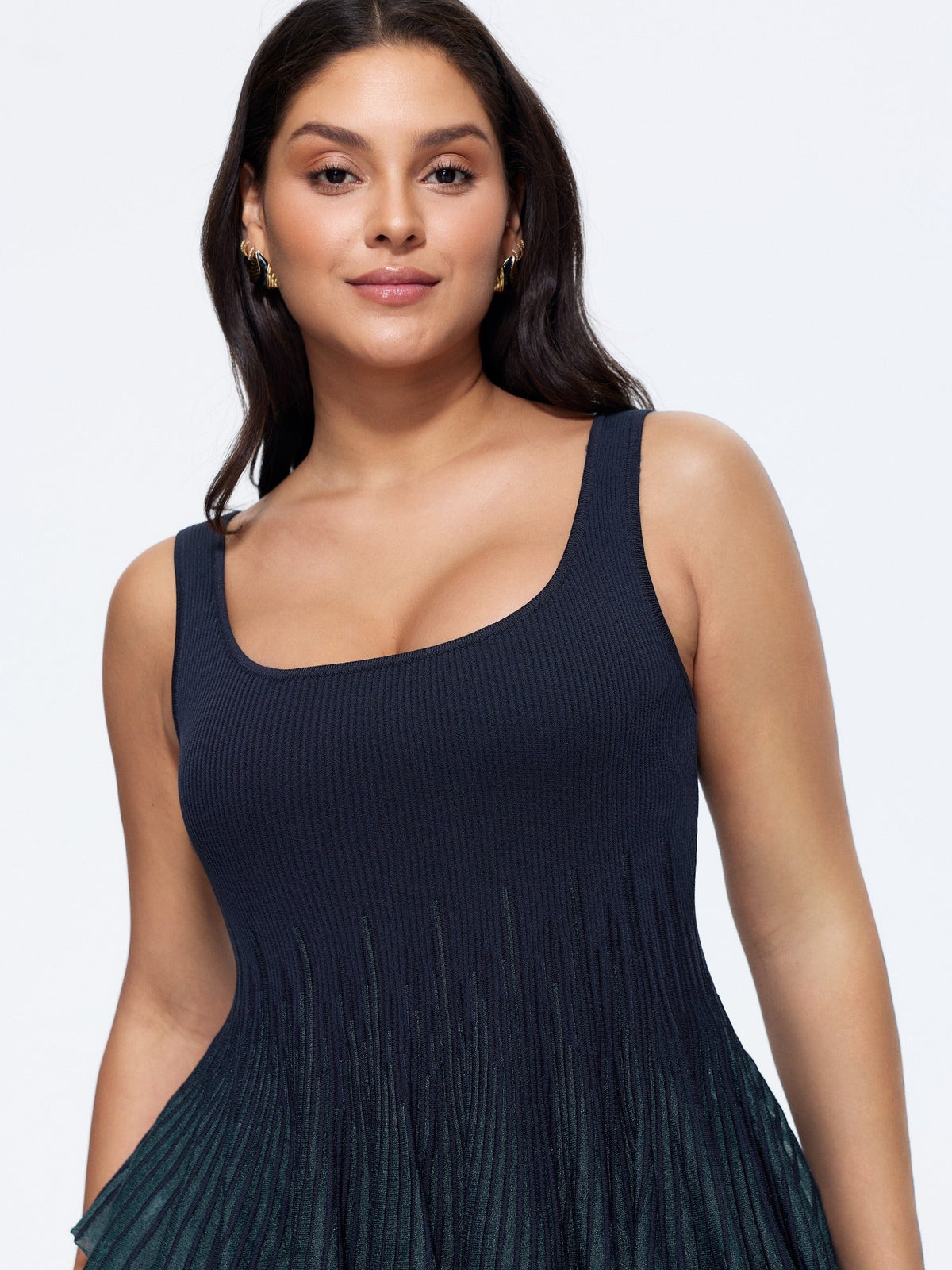 Gradient Pleated Asymmetrical Ruffle Hem Sweater Vest