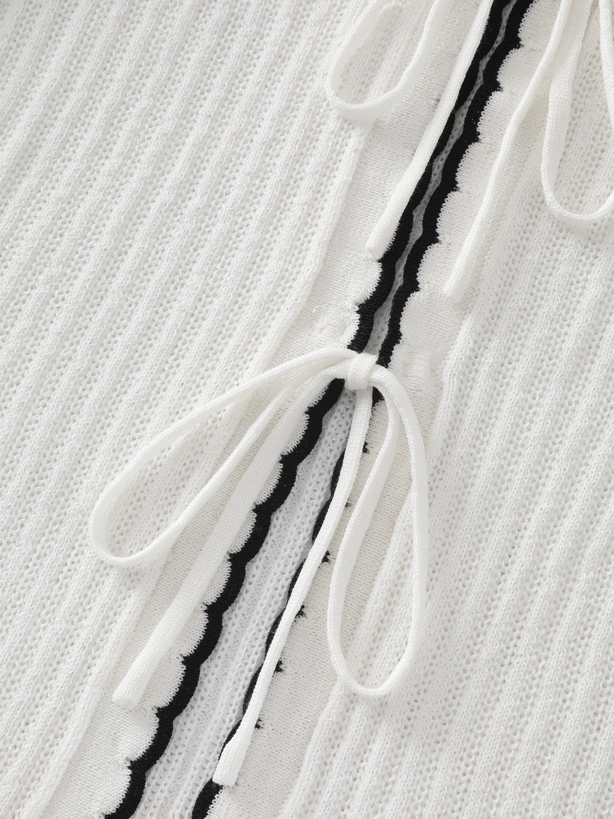 Scalloped Contrast Trim Tie‑Front Cut Out Cardigan