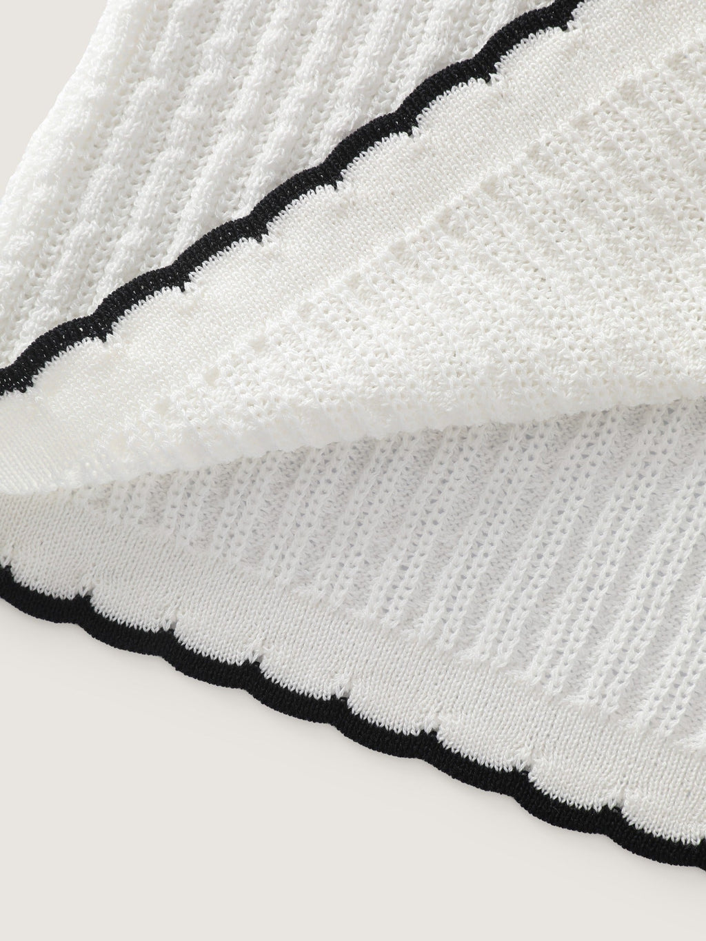 Scalloped Contrast Trim Tie‑Front Cut Out Cardigan