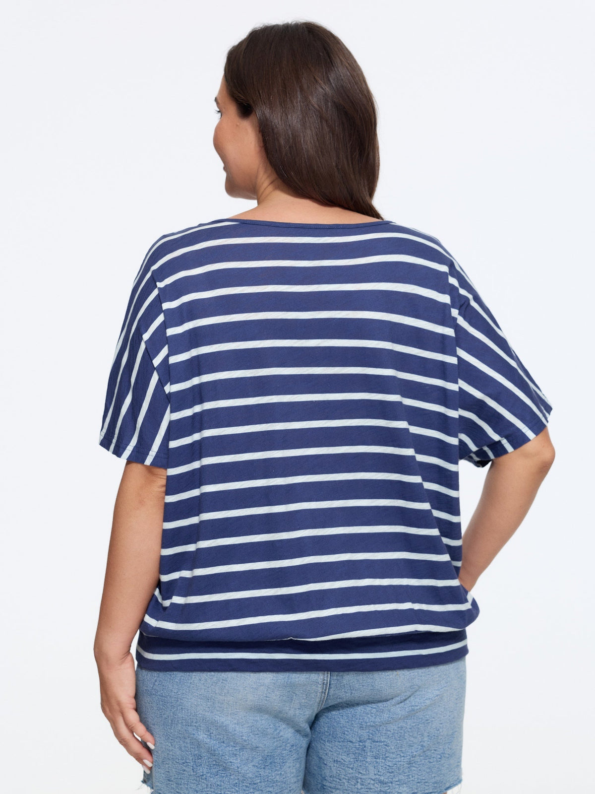 Color Block Wavy Print T-Shirt