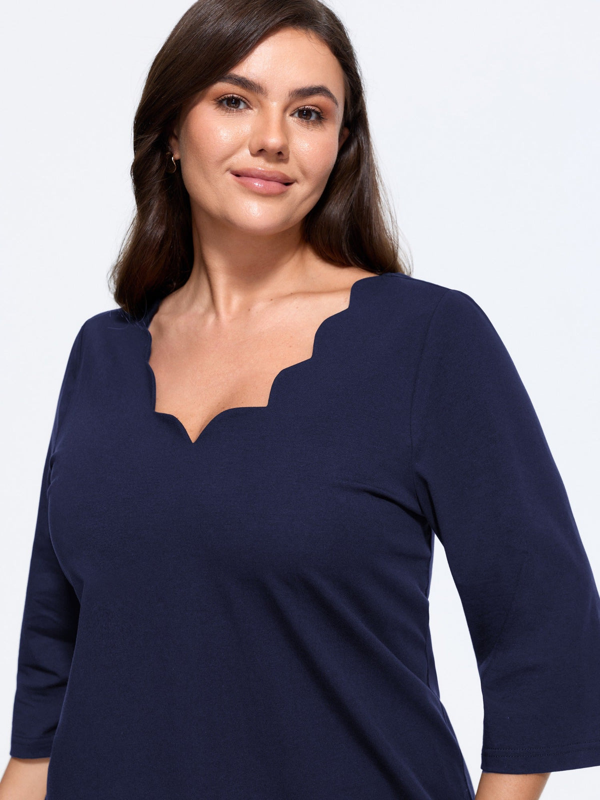Cotton Wave V Neck Three Quarter Sleeve Knit T-Shirt
