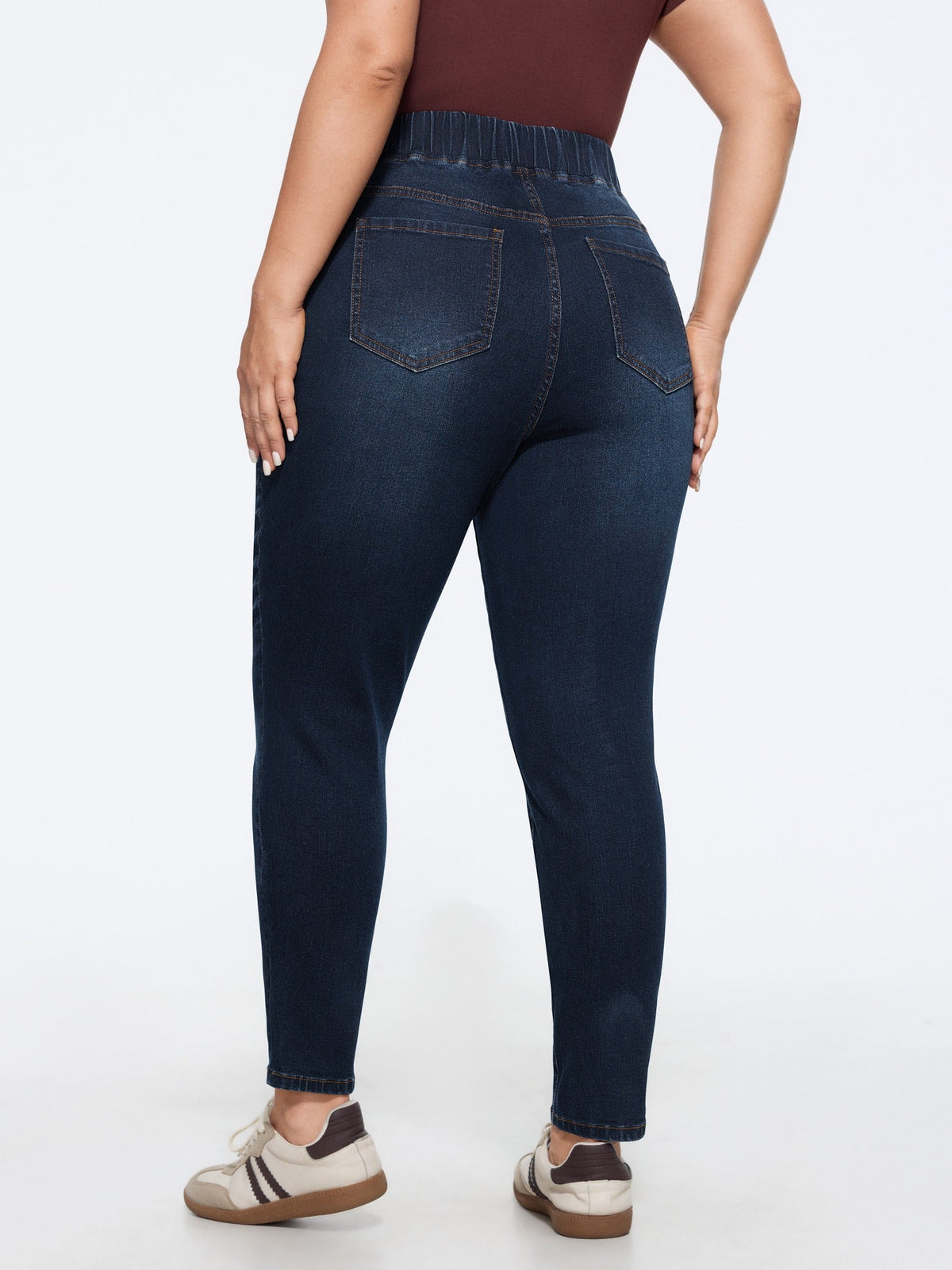 Stretch Pull‑On Pockets Jeans