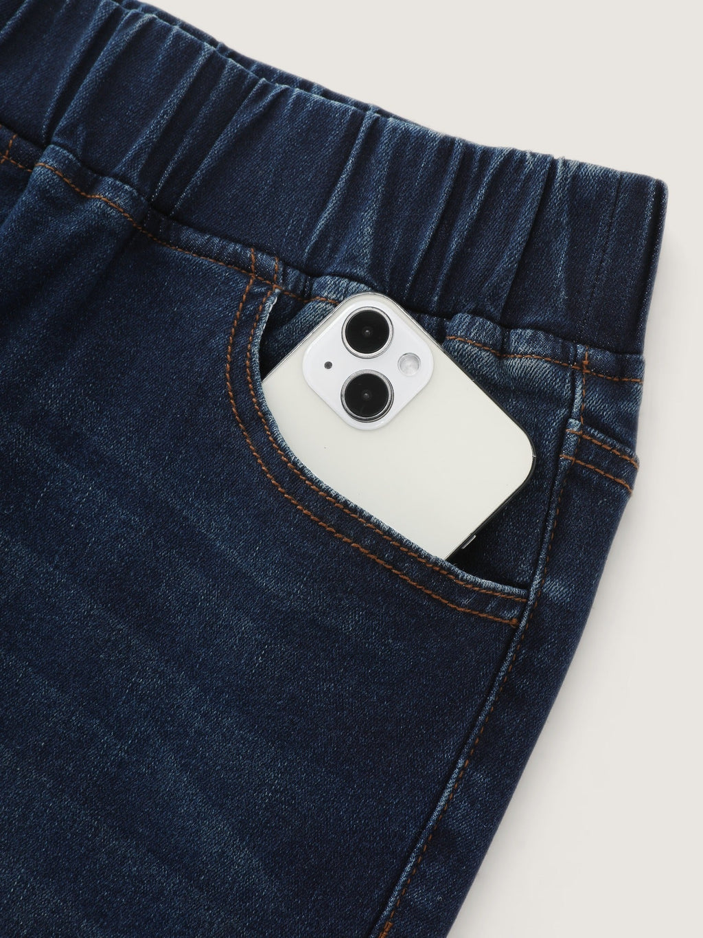 Stretch Pull‑On Pockets Jeans