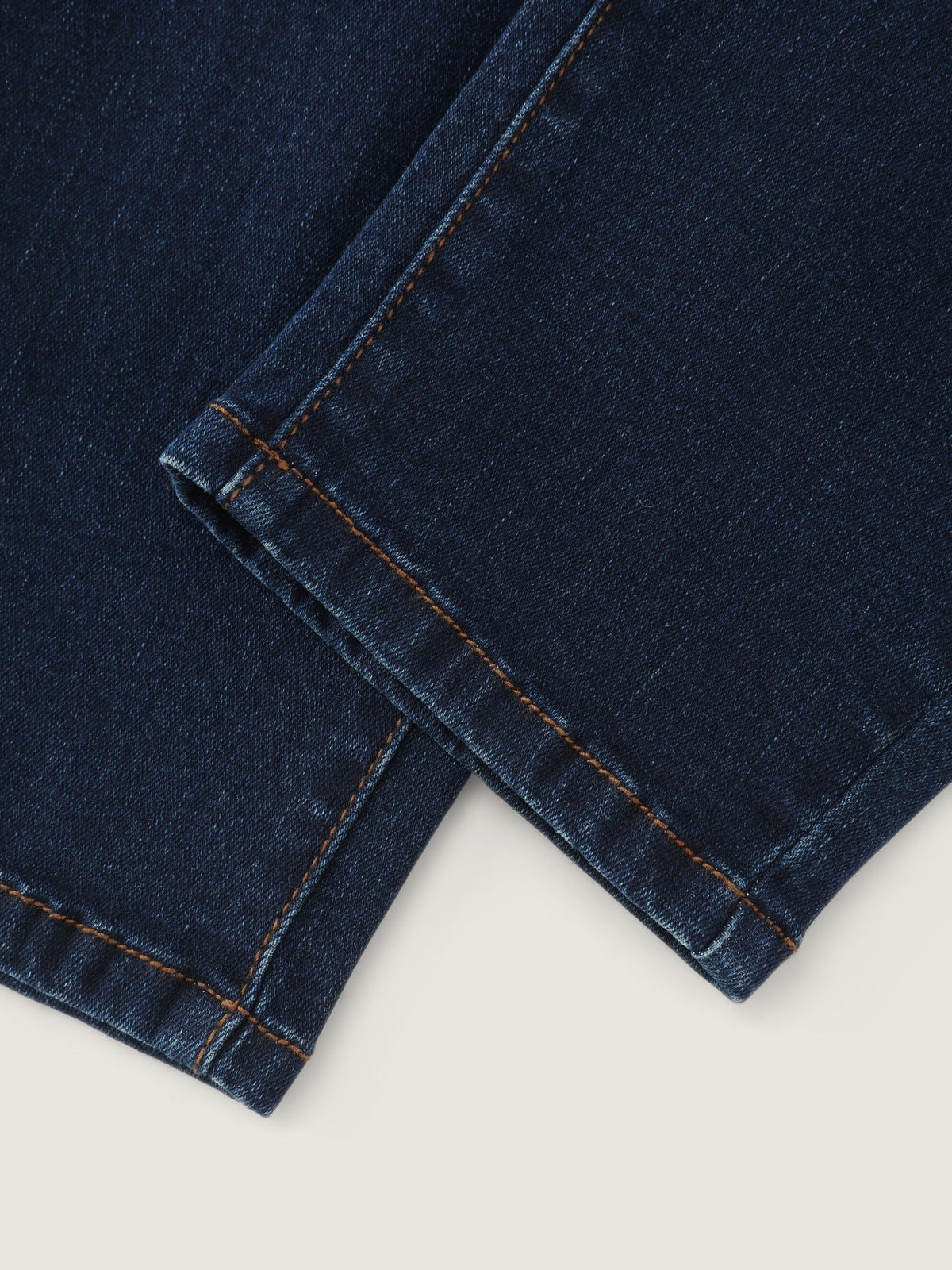Stretch Pull‑On Pockets Jeans