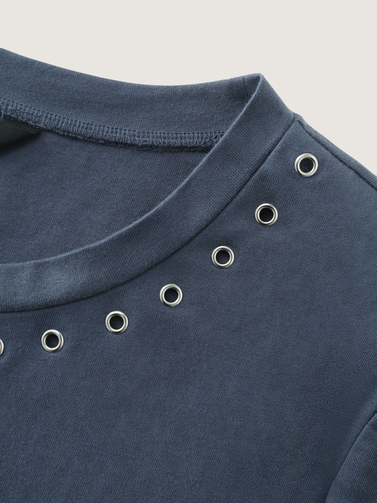 Cotton Crew Neck Metal Eyelet Decor T-Shirt