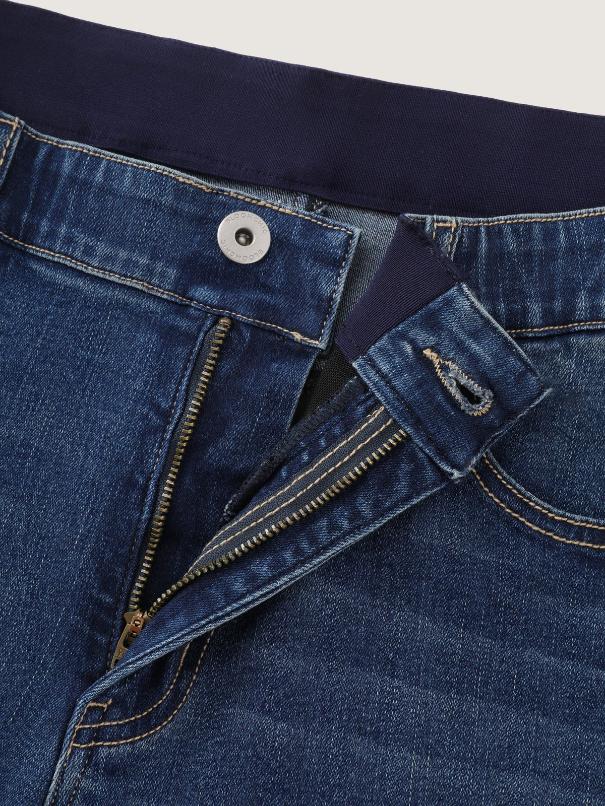 Stretch Washed Pocket Bootcut Jeans