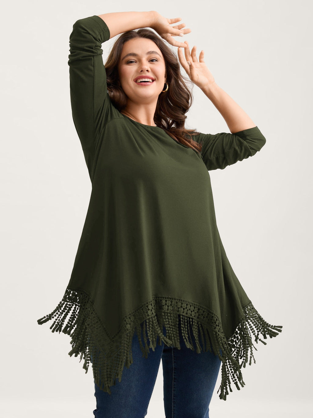 Solid Tassels Trim Pocket Asymmetrical Hem T-shirt