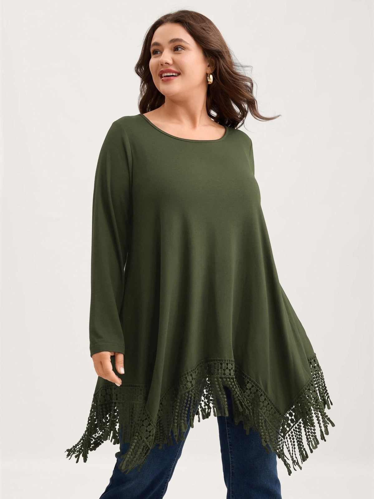 Solid Tassels Trim Pocket Asymmetrical Hem T-shirt