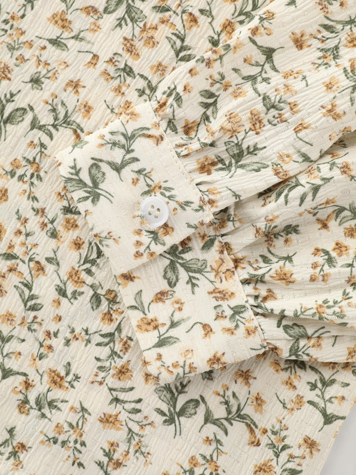 Ditsy Floral Print Bow Tie Button‑Down Blouse