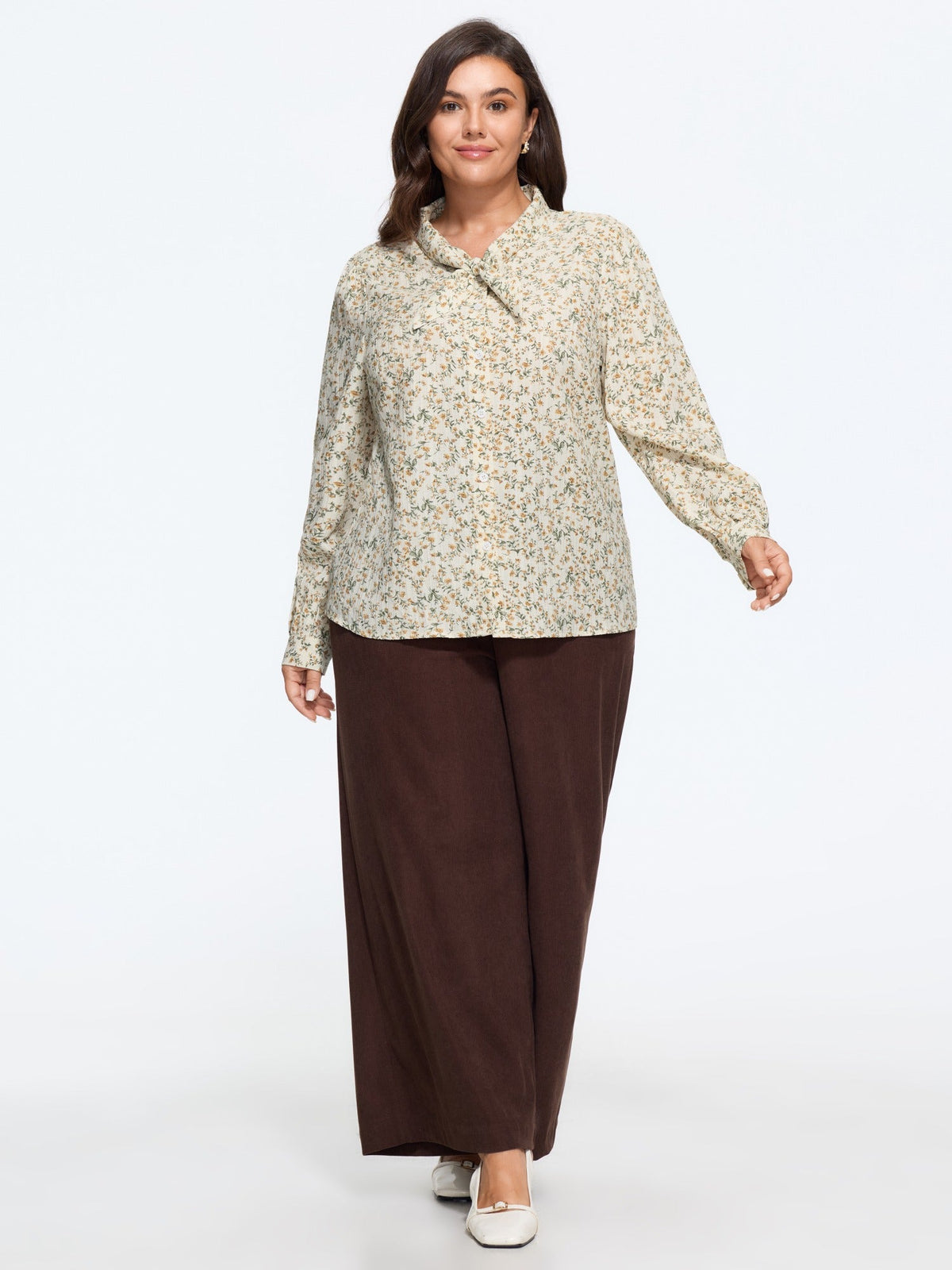 Ditsy Floral Print Bow Tie Button‑Down Blouse