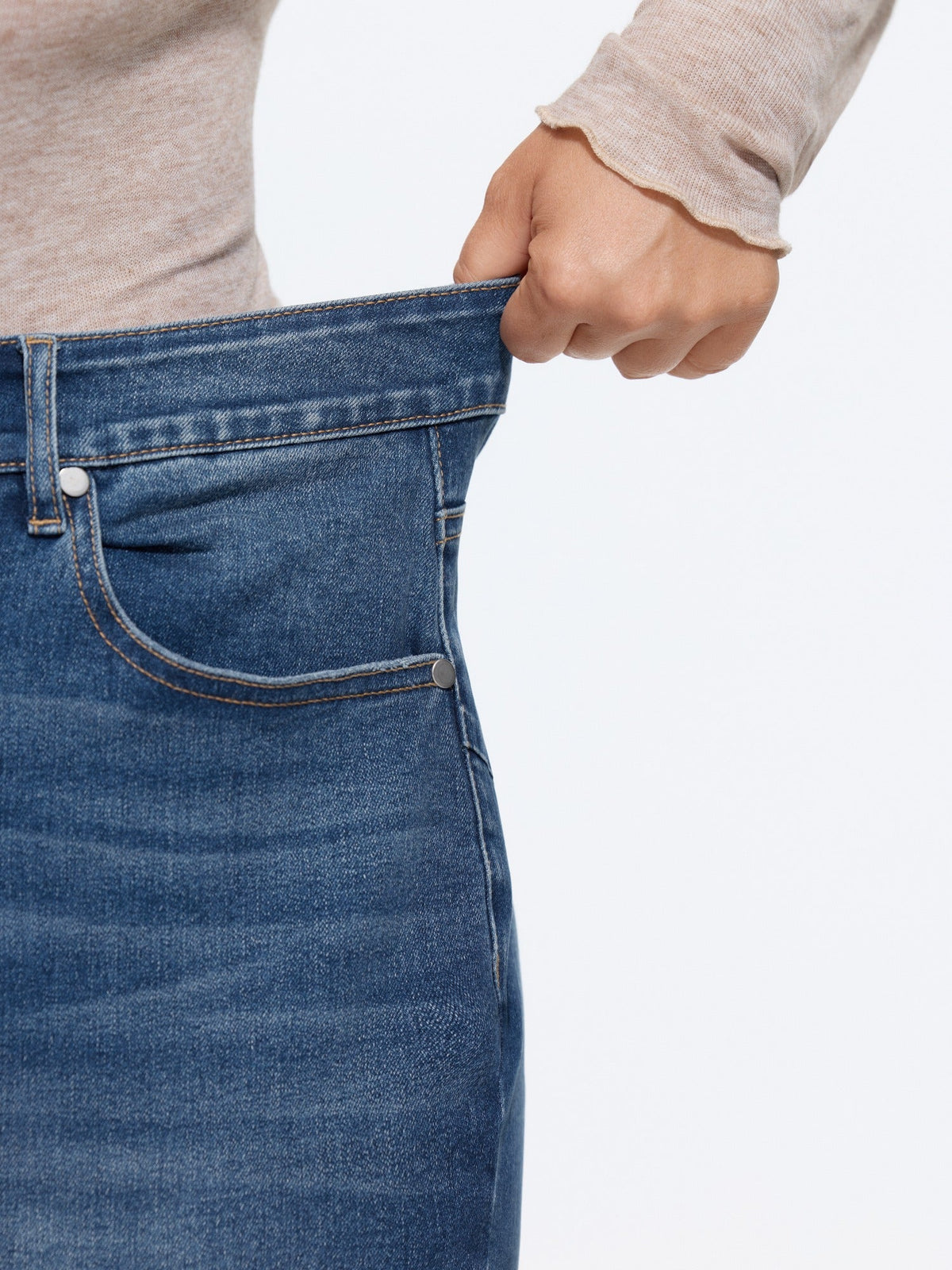 Stretch Washed Straight Leg Jeans