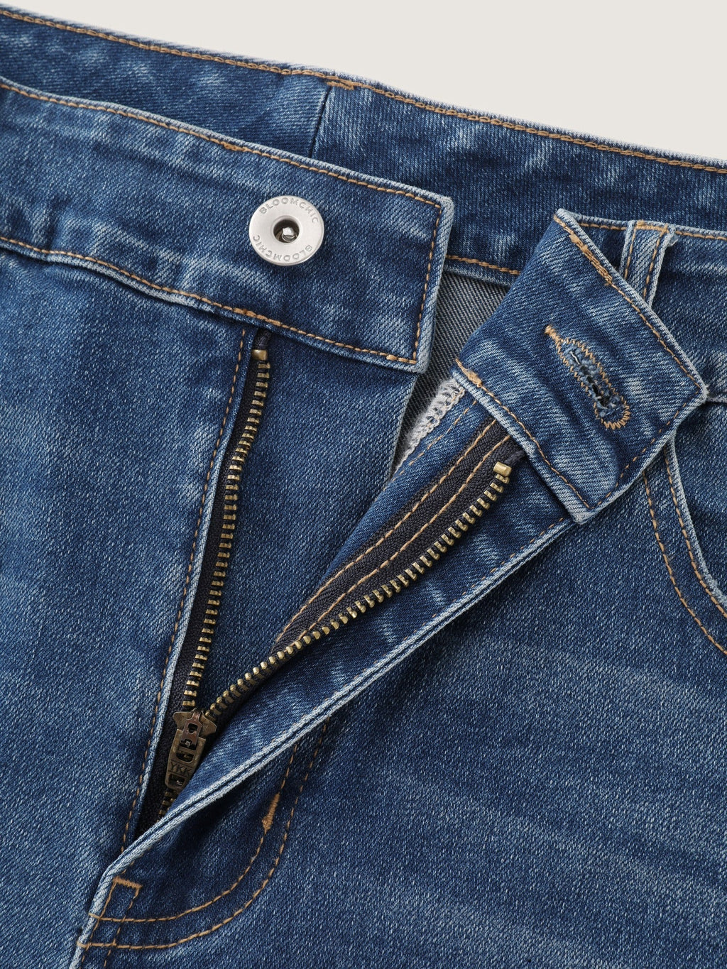 Stretch Washed Straight Leg Jeans