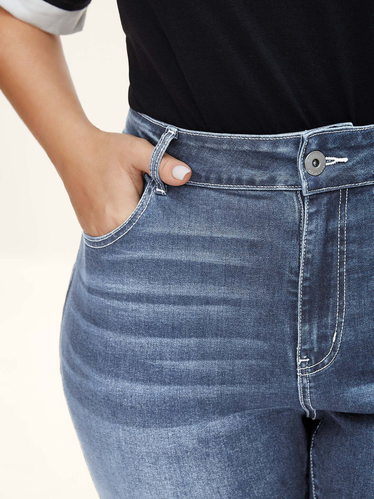 Folded Hem High-Rise Skinny-Fit Capri Jeans
