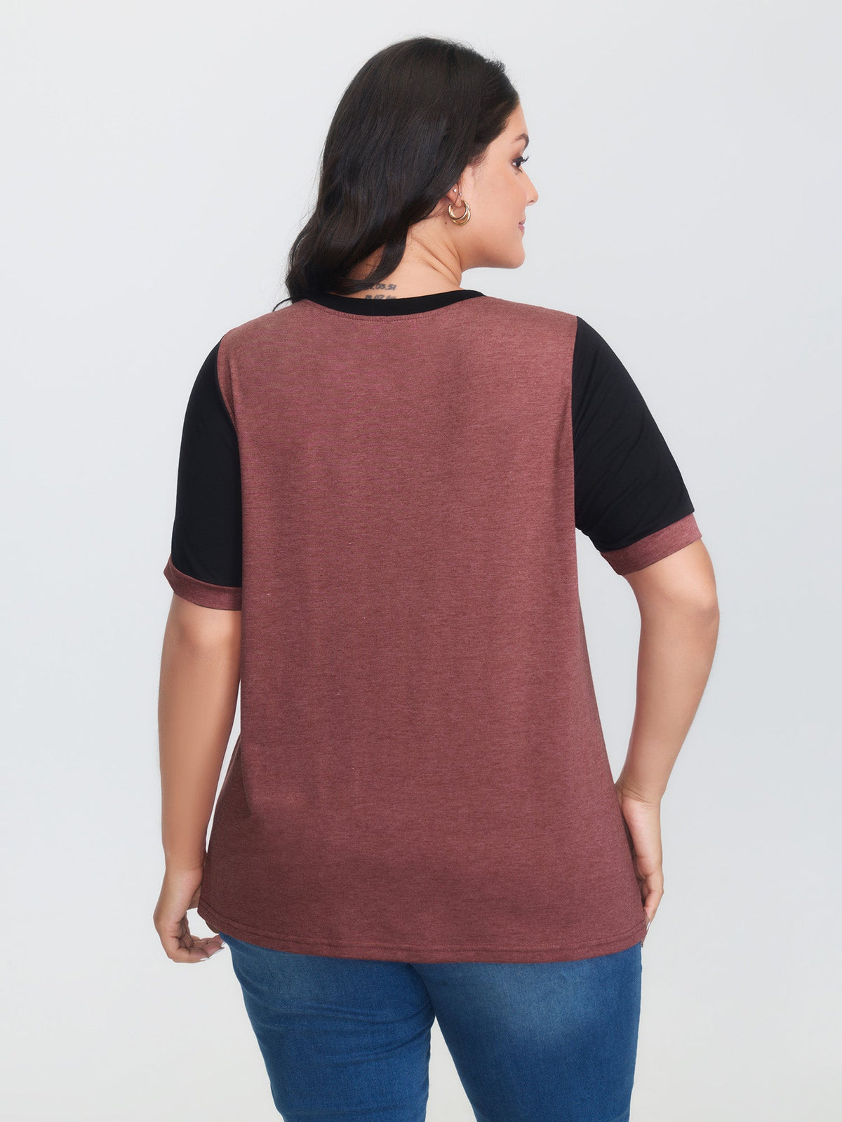 Stretchy Scalloped Lace Color Contrast T-Shirt