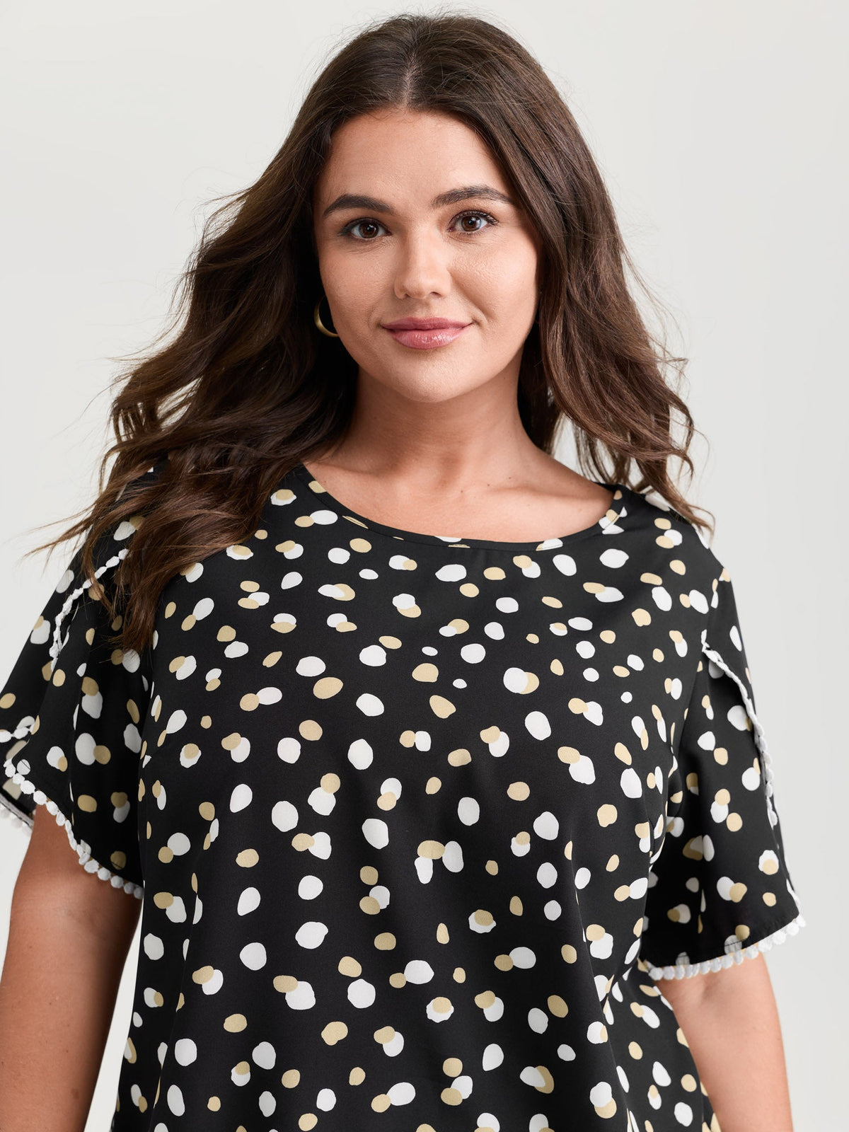 Irregular Polka Dots Print Lace Trim Blouse