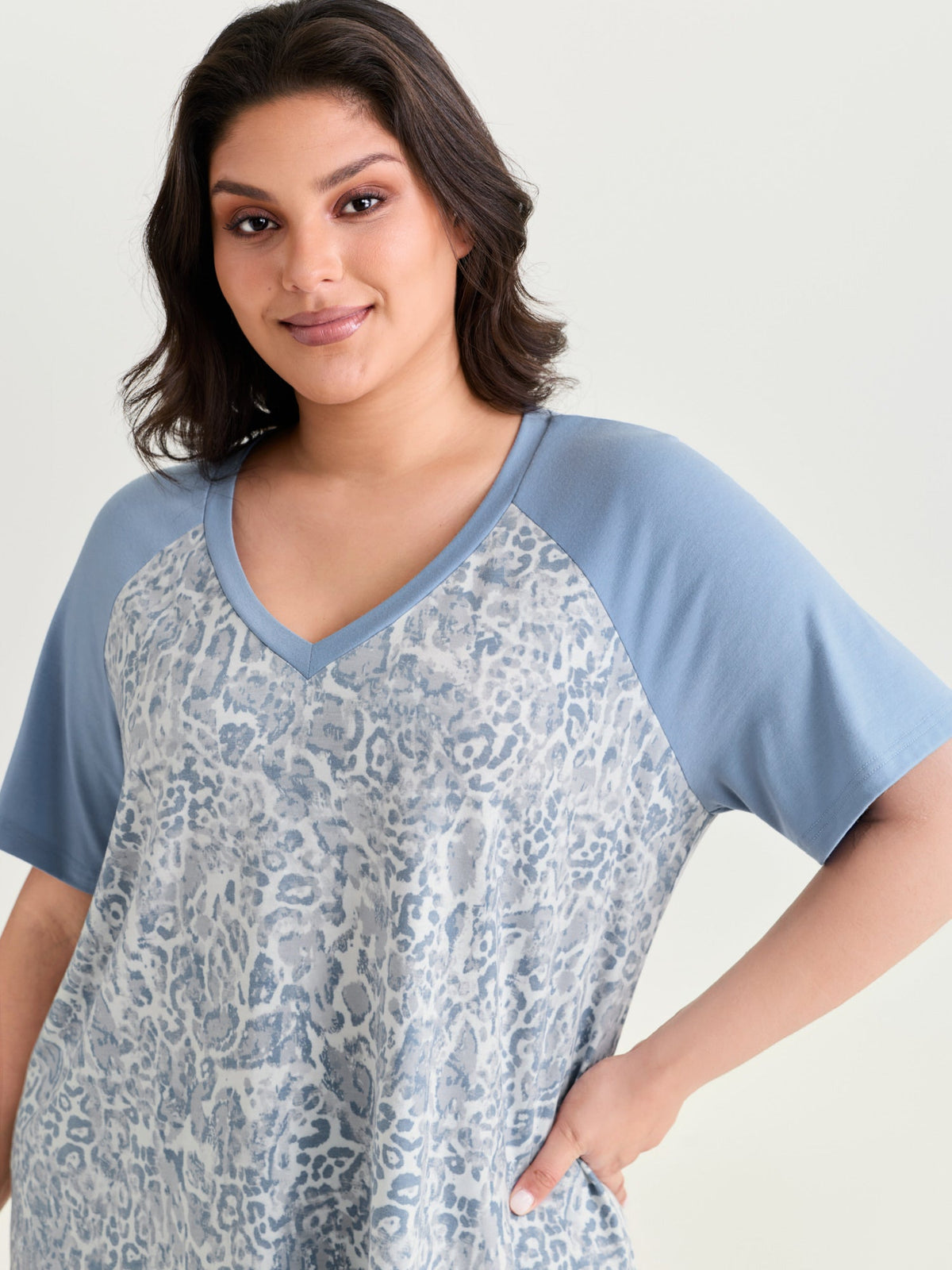 Camouflage Print Raglan Sleeve T-Shirt