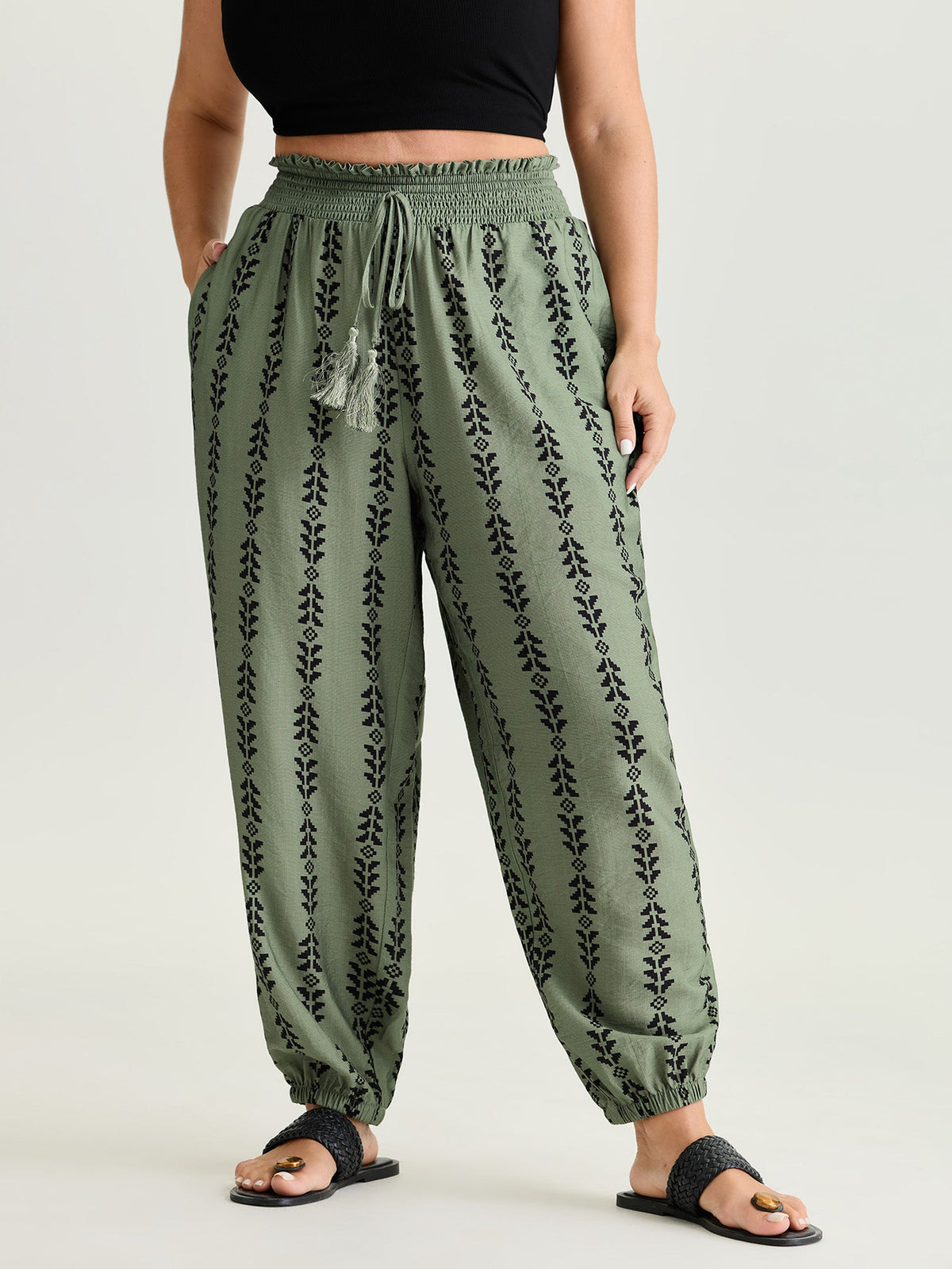 Supersoft Geometric Print Shirred Jogger Pants