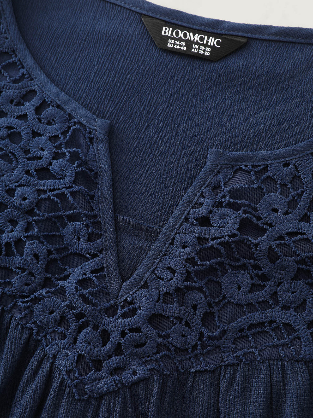 Cut-Out Lace Neckline Pleated Tank Top