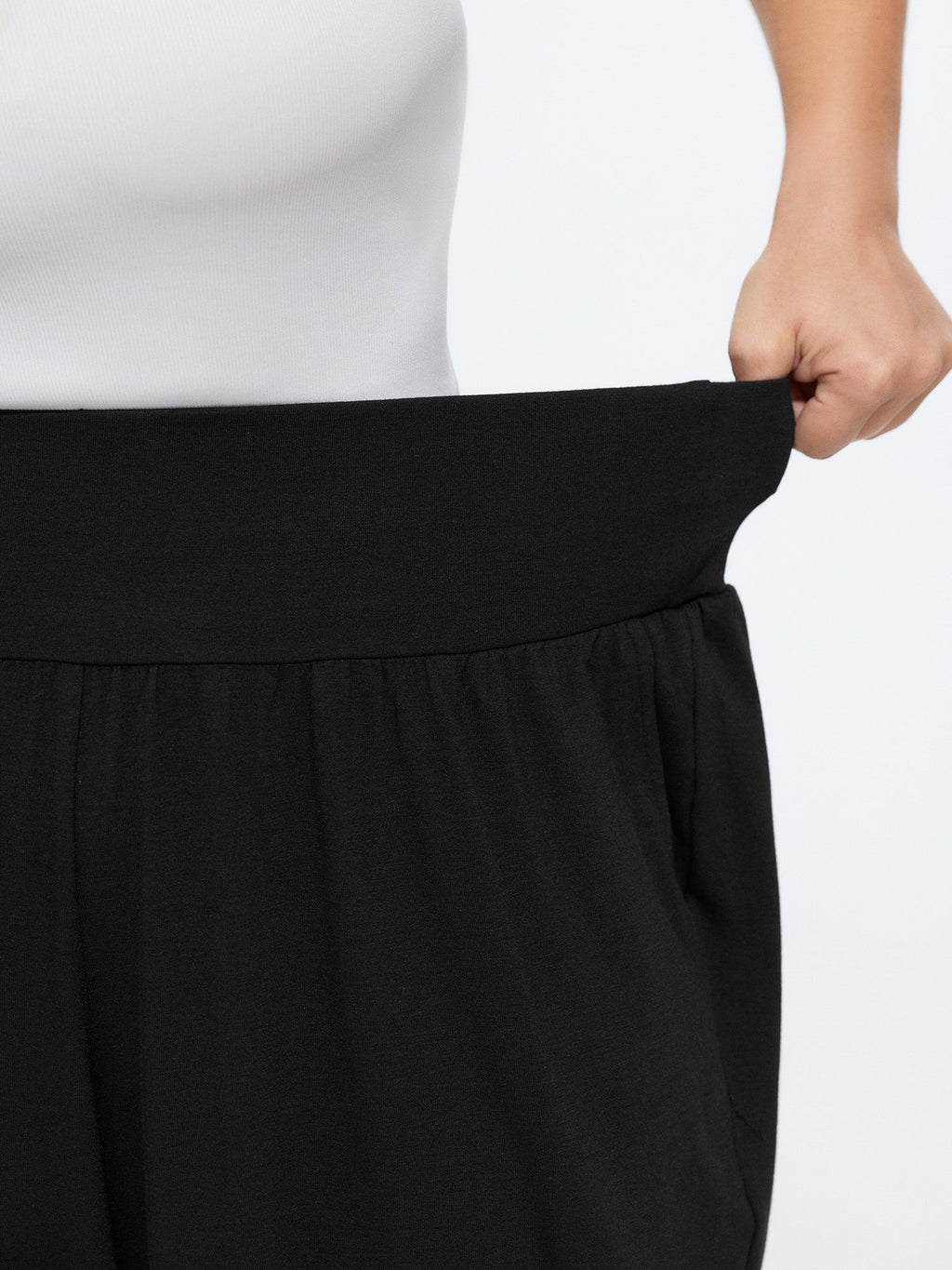 Supersoft Stretchy Side Drawstring Cropped Pants