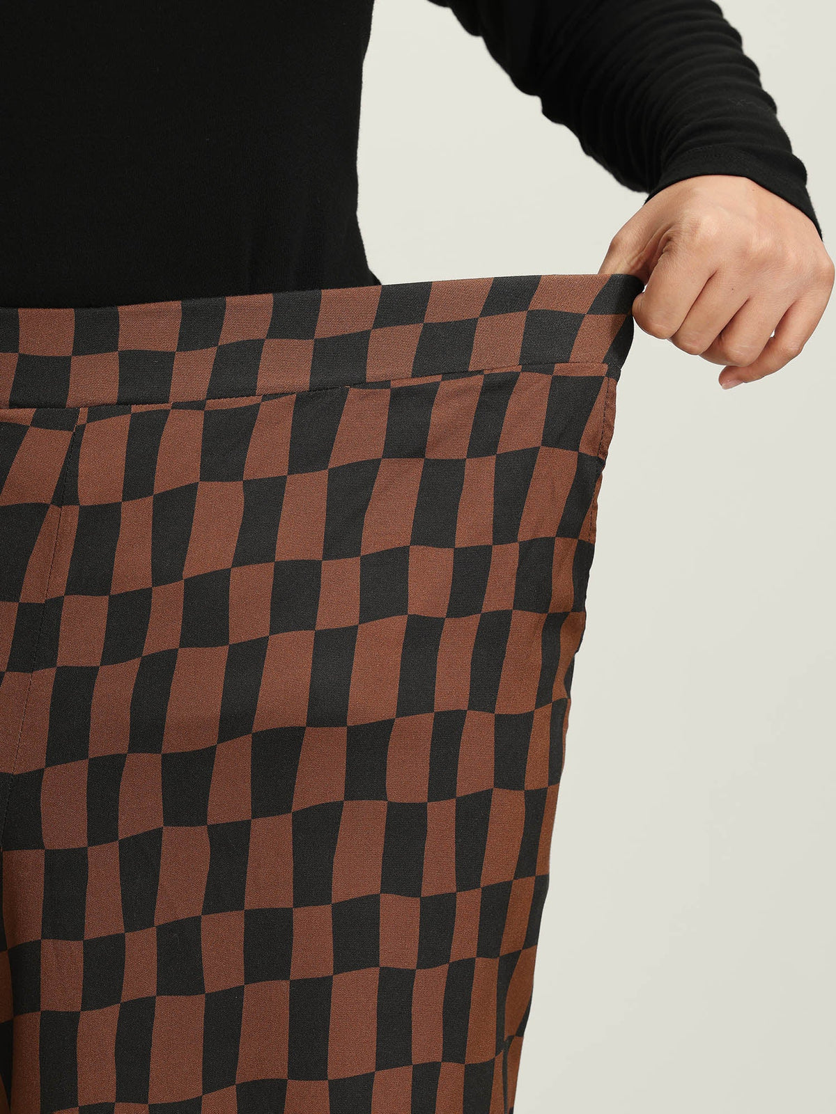 Checkered Print Wide-Leg Pants