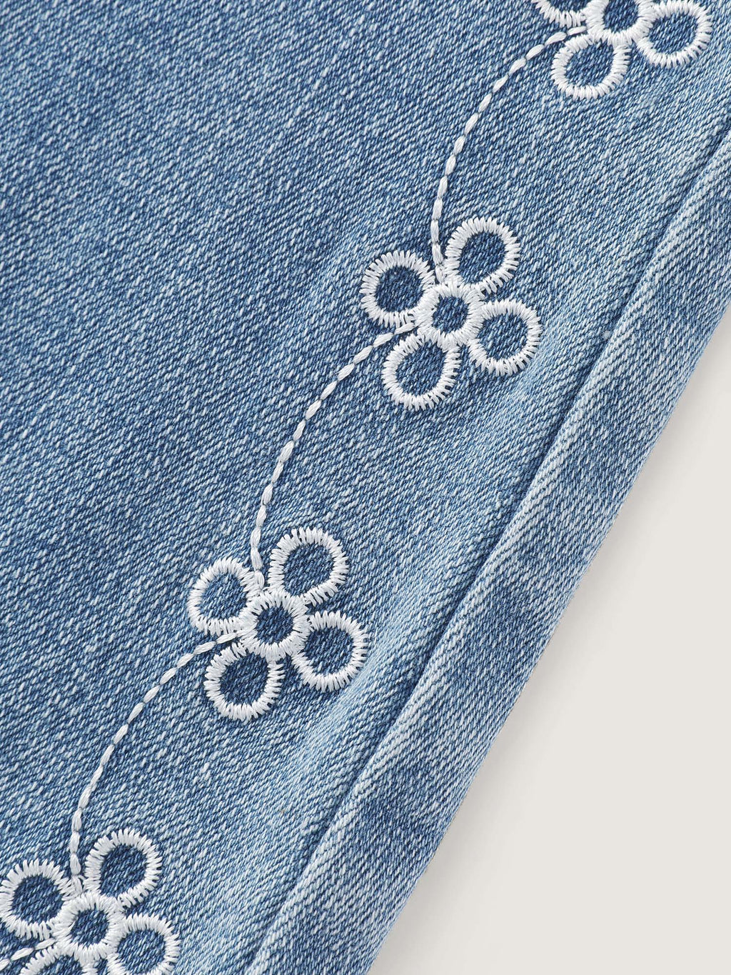 Stretchy Vintage Wash Floral Embroidery Bootcut Jeans