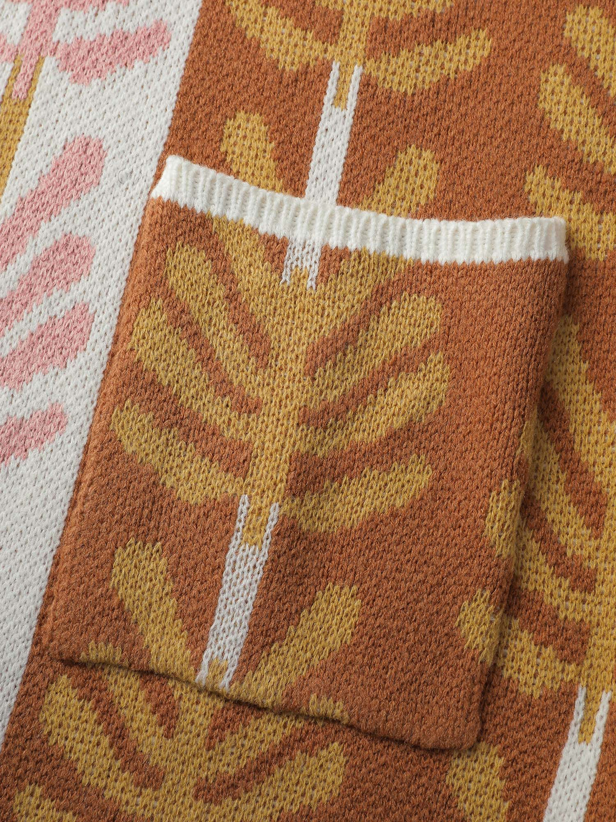 Leaf Jacquard Print Contrast Knit Cardigan