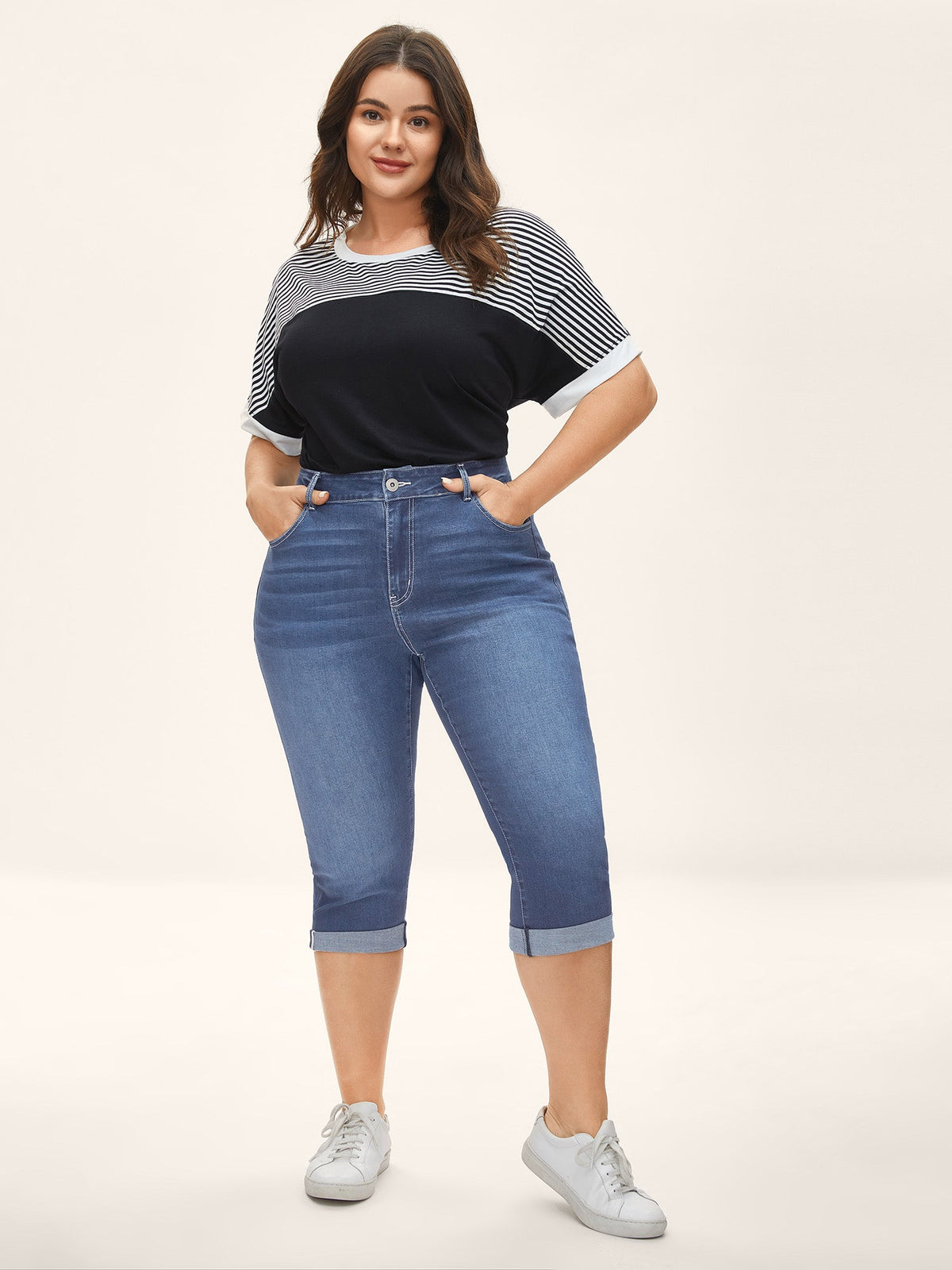 Folded Hem High-Rise Skinny-Fit Capri Jeans